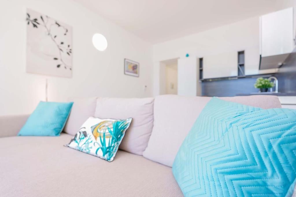 Guest House Mareluna Carloforte  Ngoại thất bức ảnh